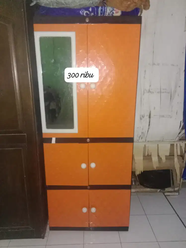 Lemari jumbo plastik