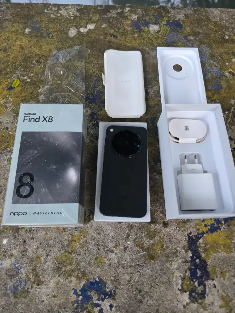 OPPO FIND X8 FULLSET RAM 12+12/256 MULUS LIKENEW NO MINUS