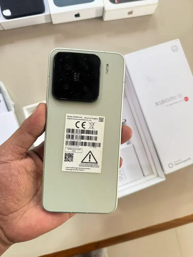 Xiaomi Mi 15 12/256Gb Resmi