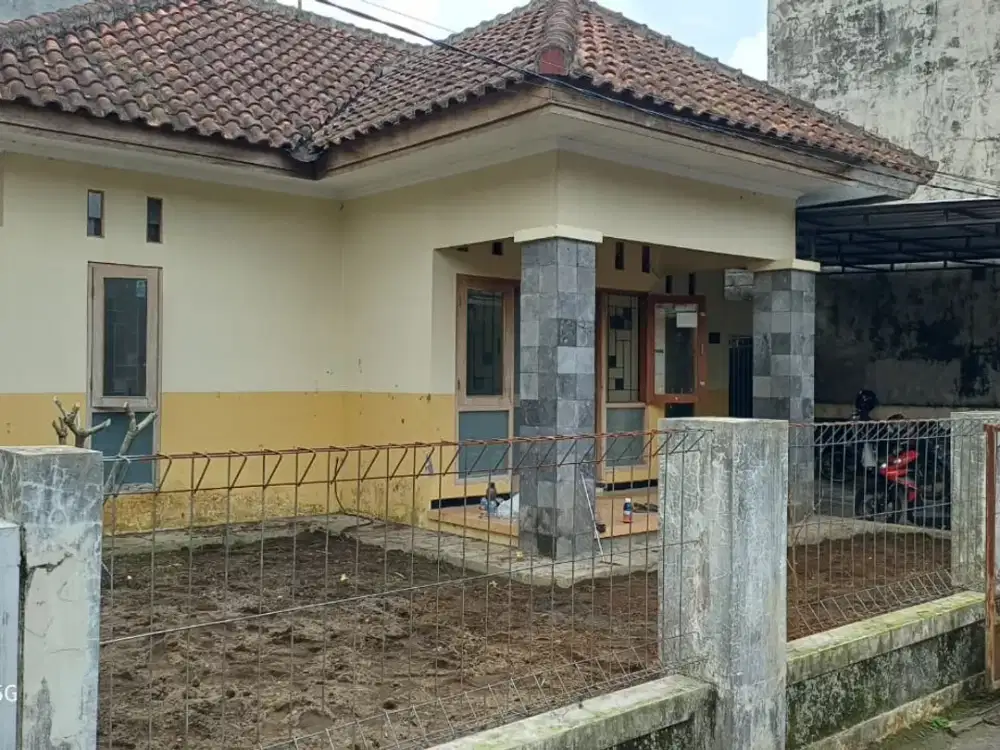 Rumah luas di candirejo, dekat kampus UII