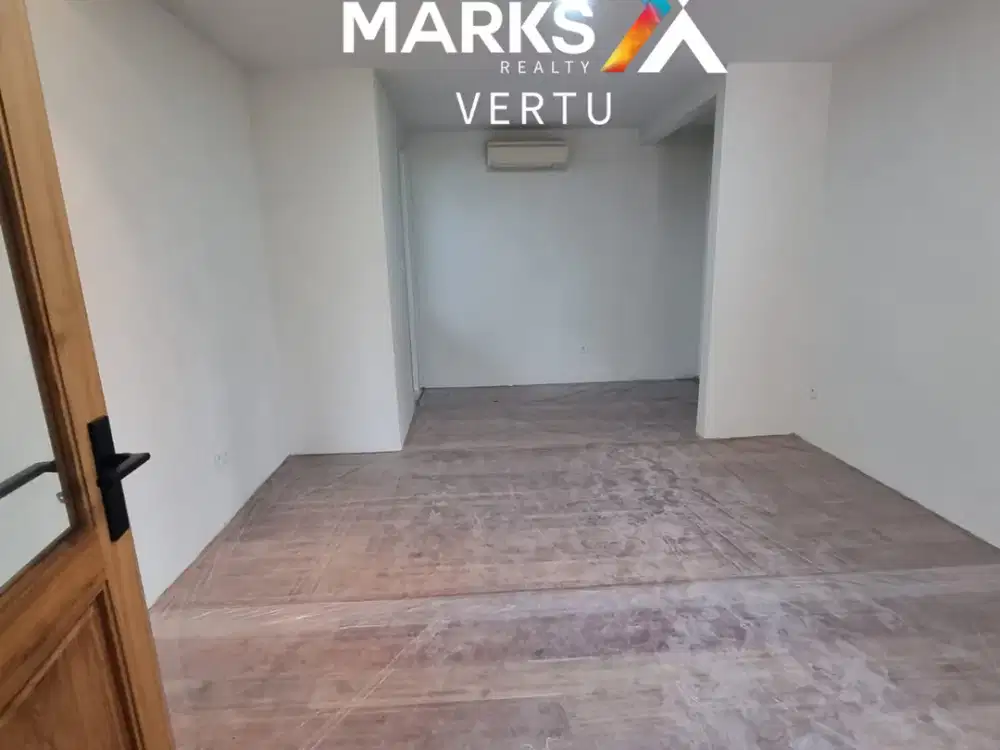 Dijual Rumah baru gress, super mewah dan artistik, Putat Indah Boulevard