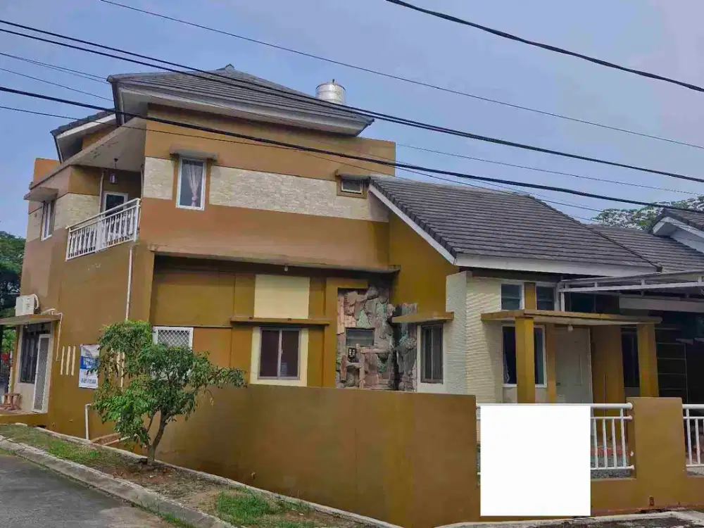 Rumah Hook Rapi dengan 6 kamar tidur