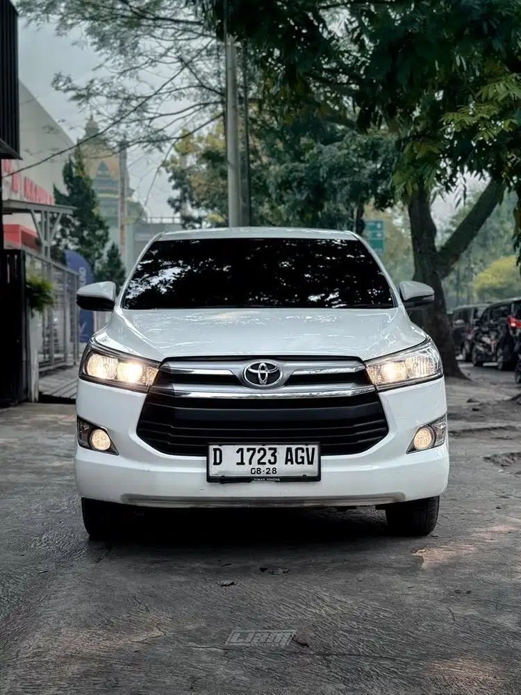 Innova G matic diesel 2019 antik putih