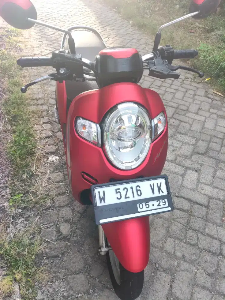 Scoopy 2019 warna tertinggi merah doff