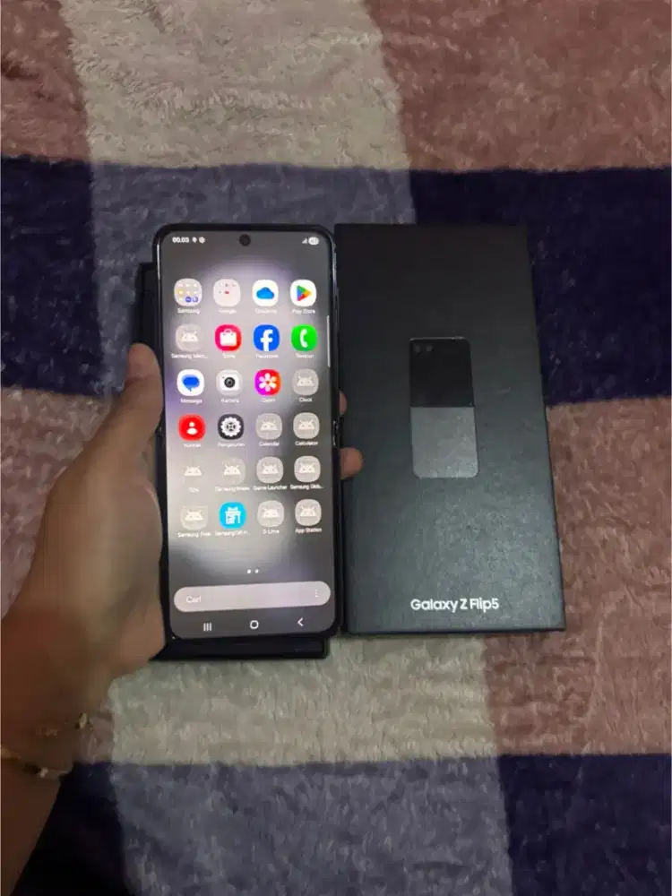 Samsung z flip 5
Ram 8/256
Fullset