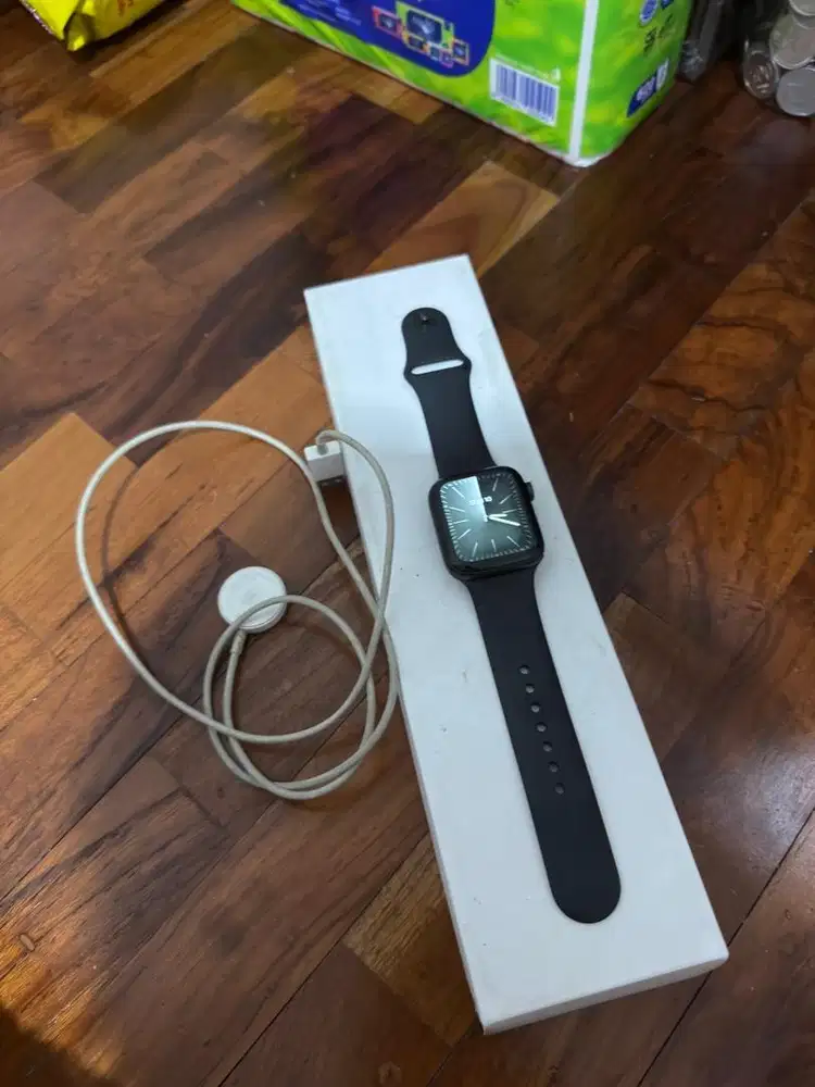 APPLE WATCH 6 44mm