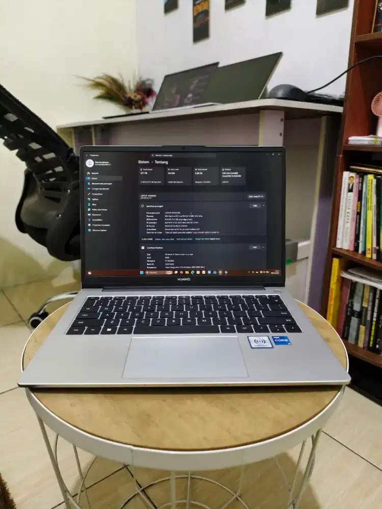Huawei matebook D14 i5 12450H ram 8gb/512gb fullset mulus