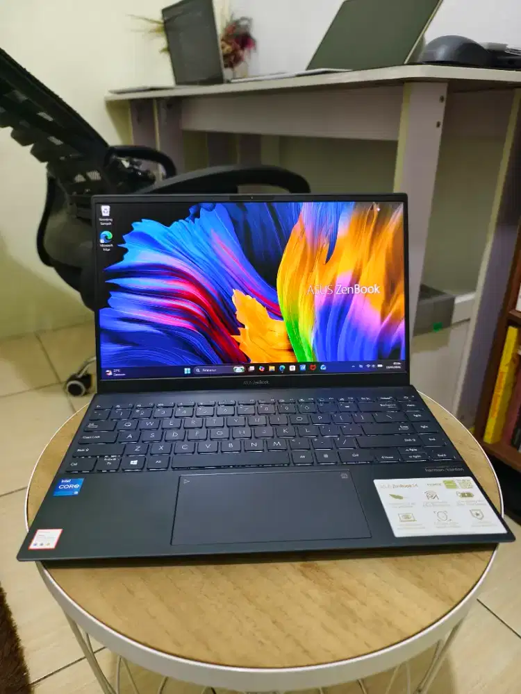 Asus zenbook 14 core i5 gen 11 ram 8gb/512gb