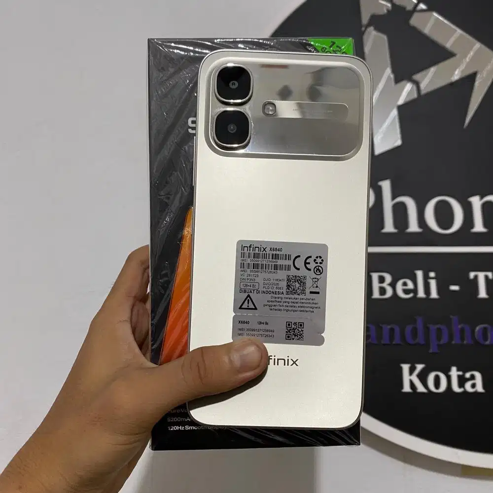 Infinix Smart 20 Ram 4+4/128 Silver Fullset