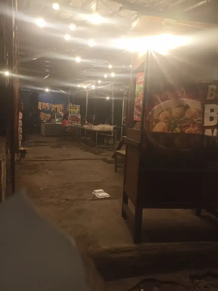 Dibutuhkan karyawati buat waiters