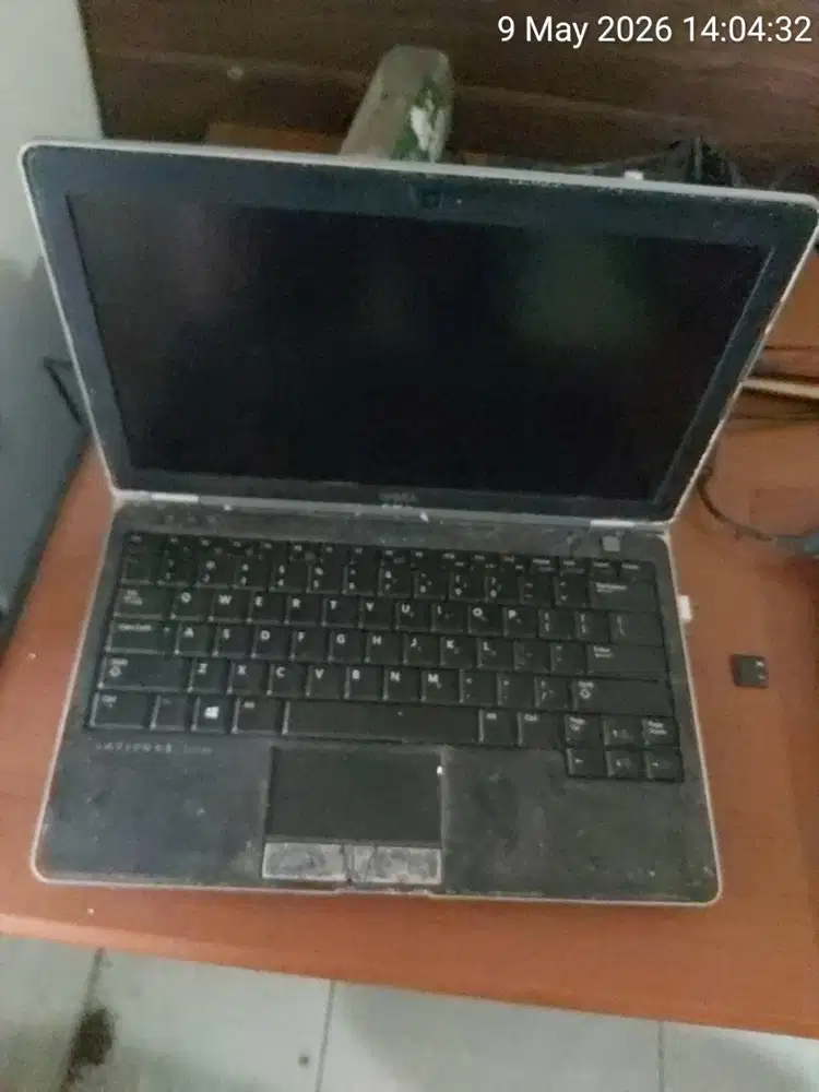 Dijual Laptop Dell 4 GB