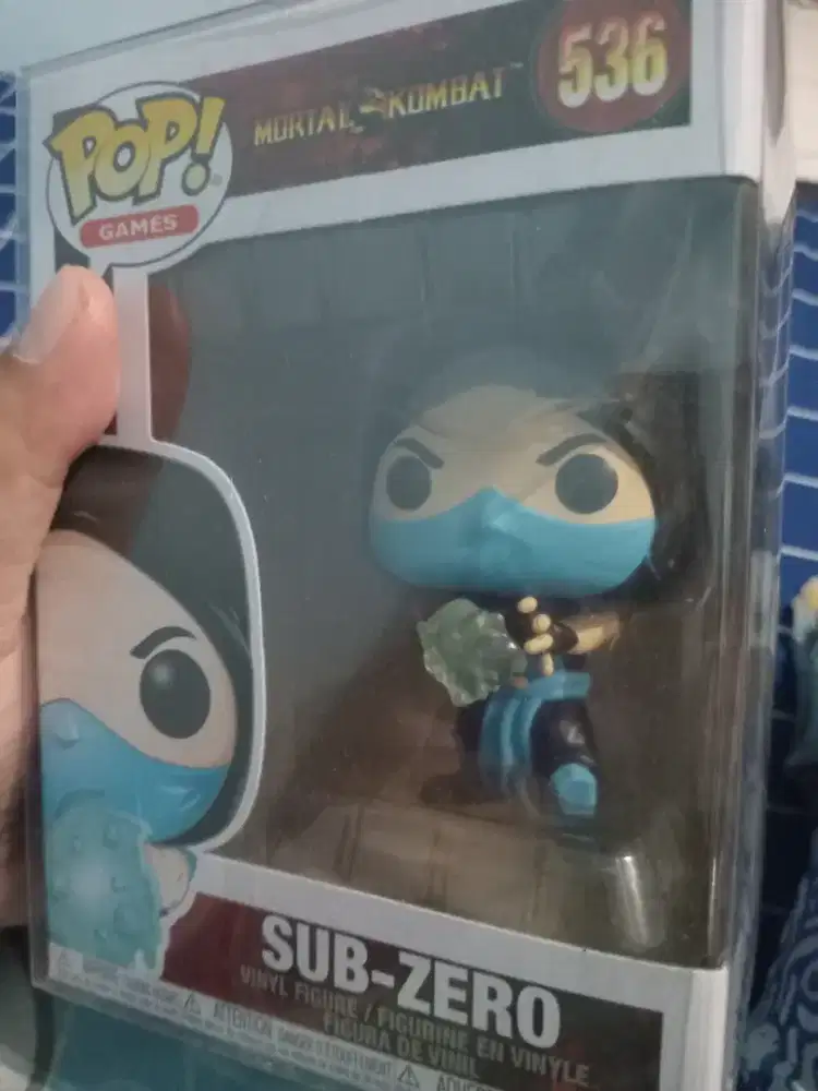 Sub Zero funko pop (asli)