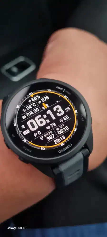 Garmin Forerunner 165 Non Music Bergaransi