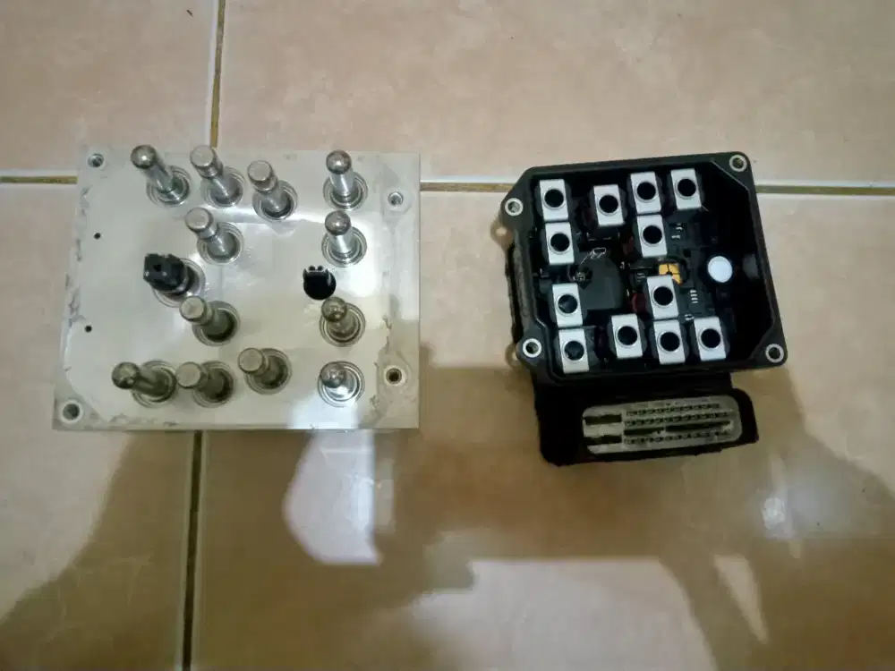 Jasa perbaikan Modul ABS Brio, Mobilio,Jazz,City,Ertiga,Avanza dll