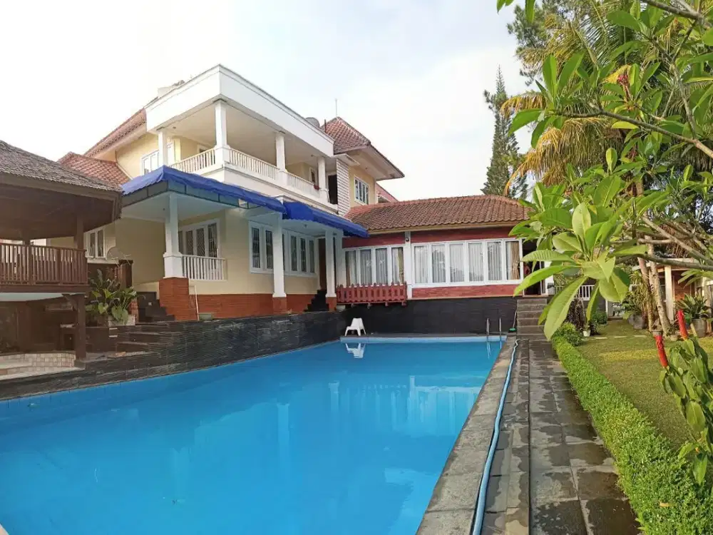Murah Rumah Lux Baru Renovasi Furnished View Danau Di KBP Bandung