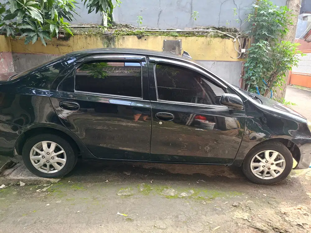 Toyota Etios 2013 Bensin