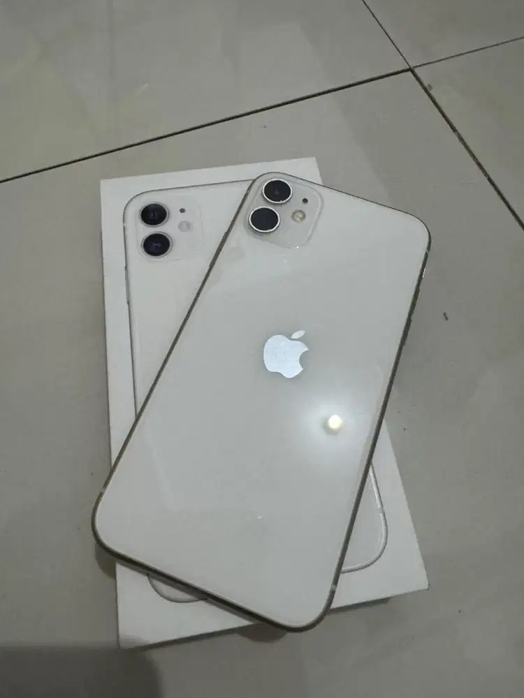 iPhone 11 64GB white ex ibox digimap resmi fullset original