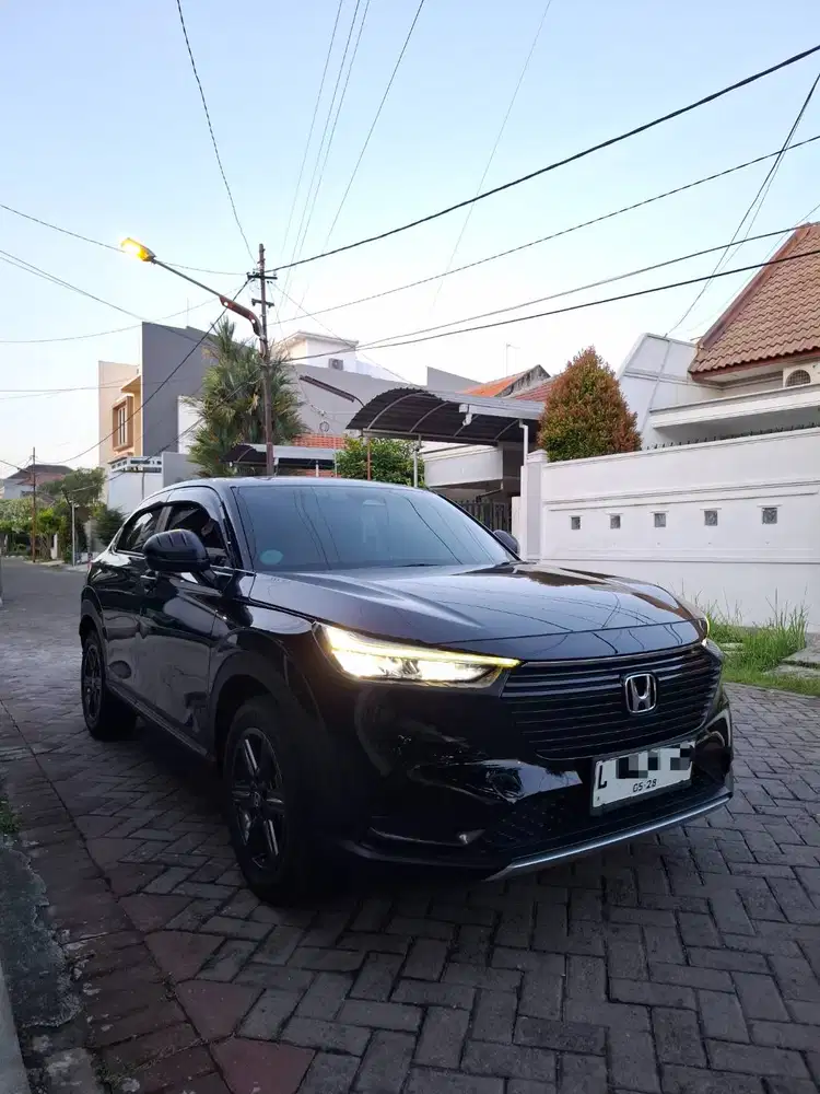 HRV E Sensing 2023 AT Matic CVT Hitam HR-V E 2023 Sensing