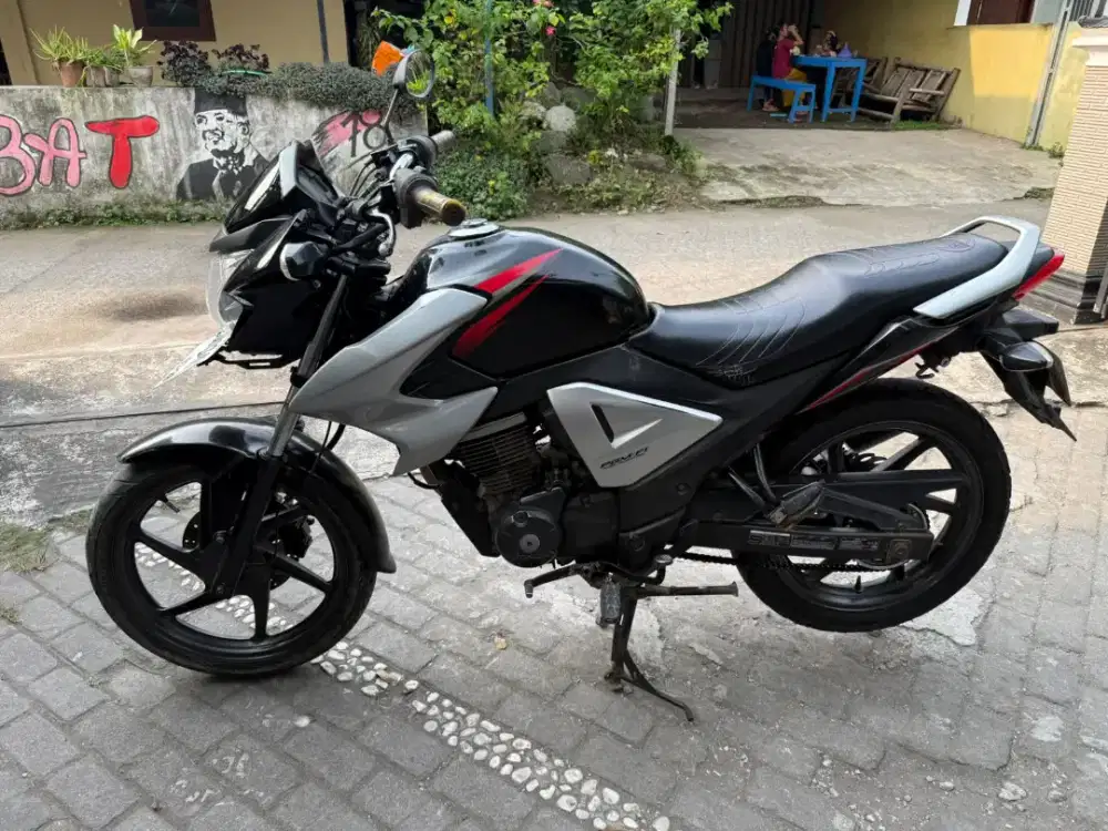 Megapro injeksi THN 2014 plat AB kota