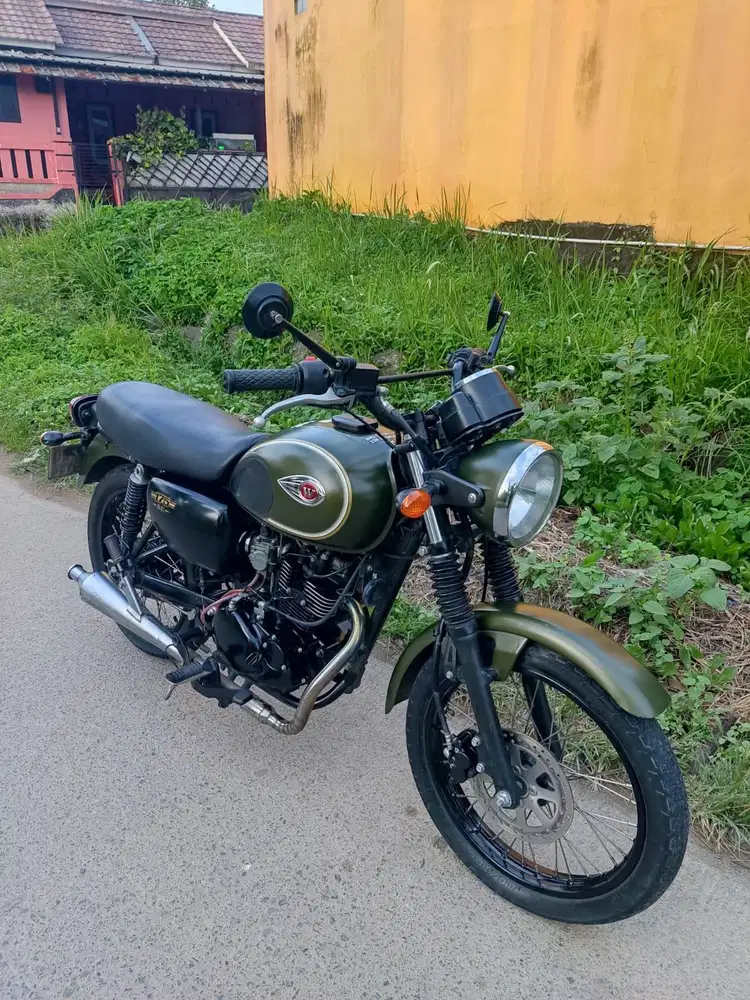 motor Dilan!! W175 SE 2019