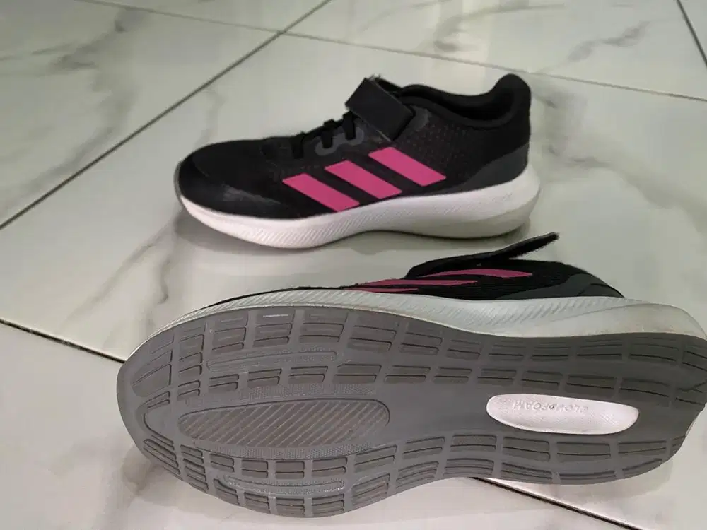 sepatu adidas size 34