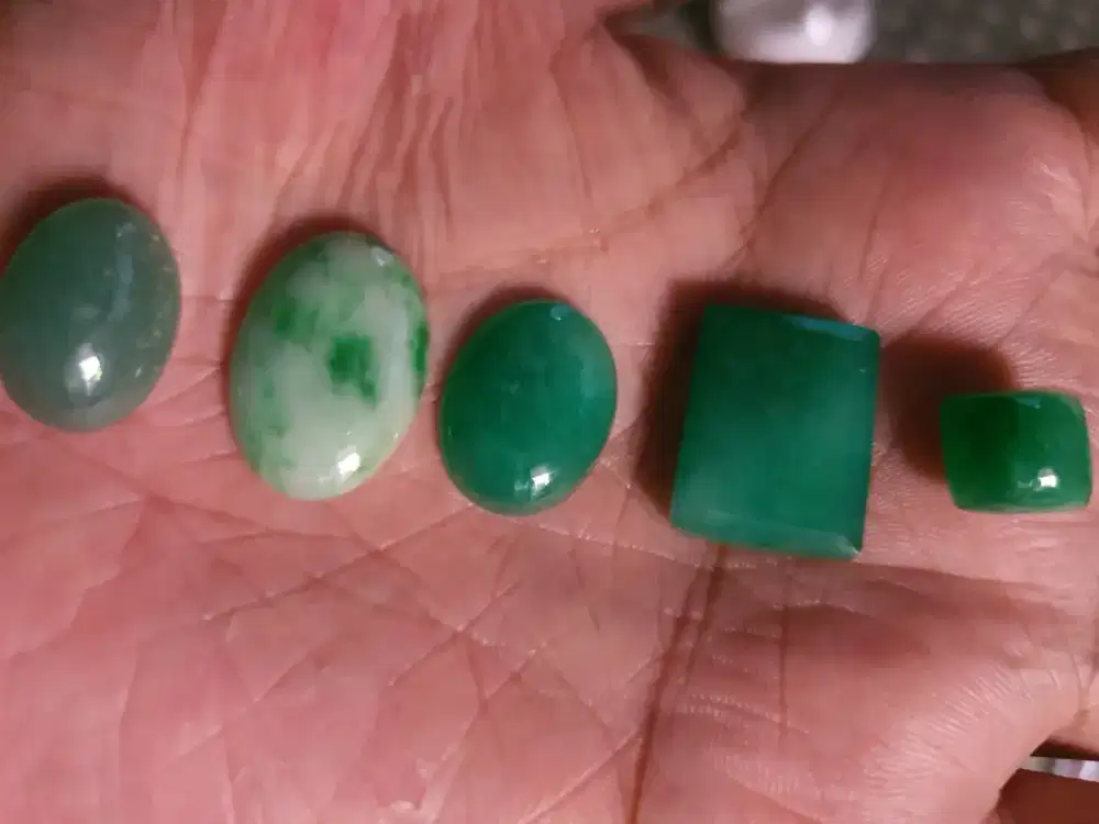 Borongan Batu Hijau Natural Giok Quartz Chalcedony Siap Ikat