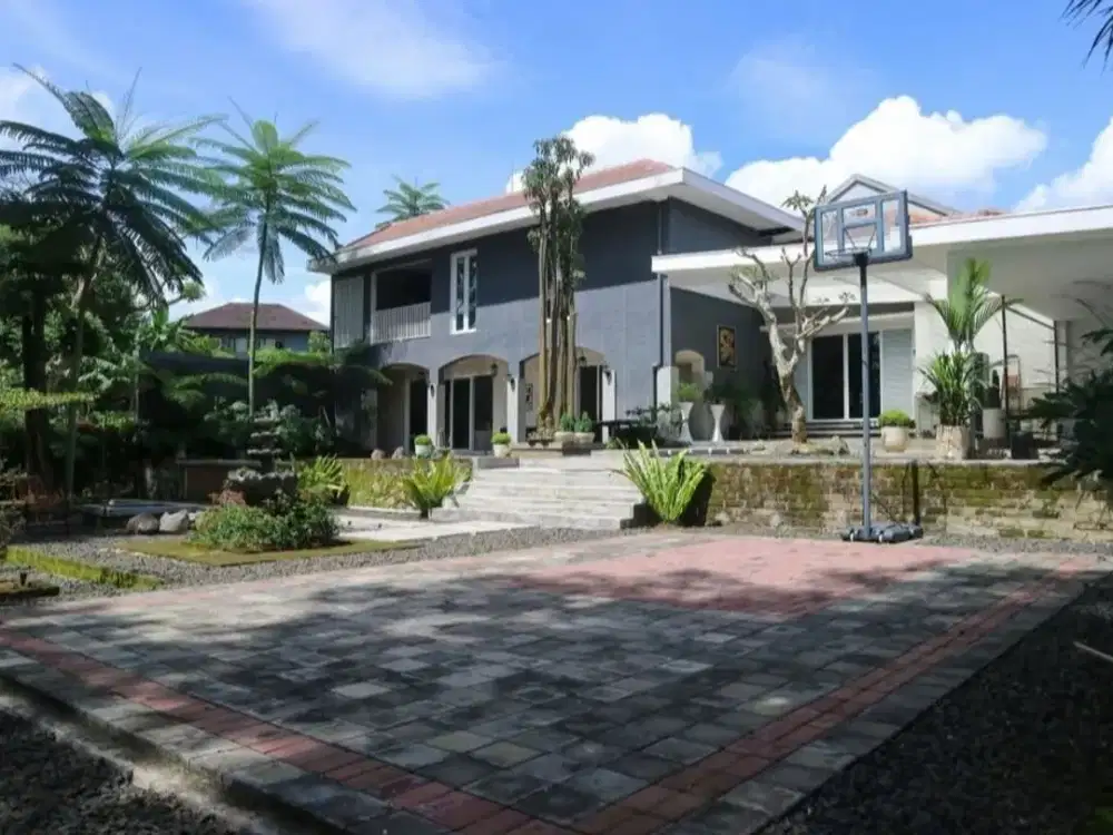 RUMAH MEWAH SETIABUDI REGENCY Dekat GEGERKALONG NHI UPI BANDUNG