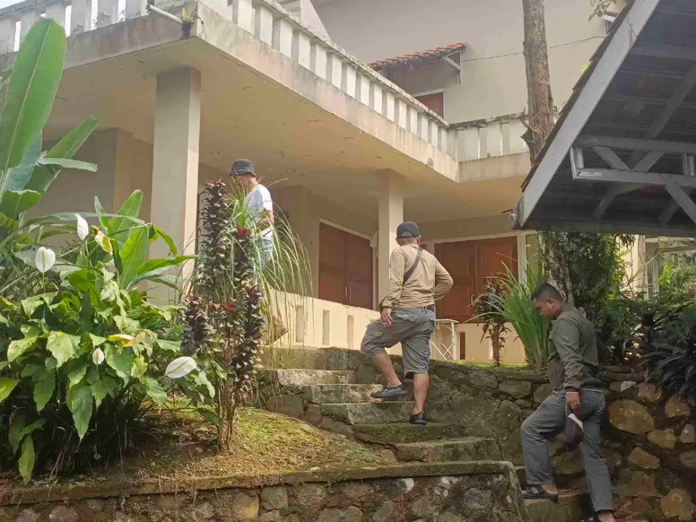 Dijual tanah dan villa nya di pasir anging bogor