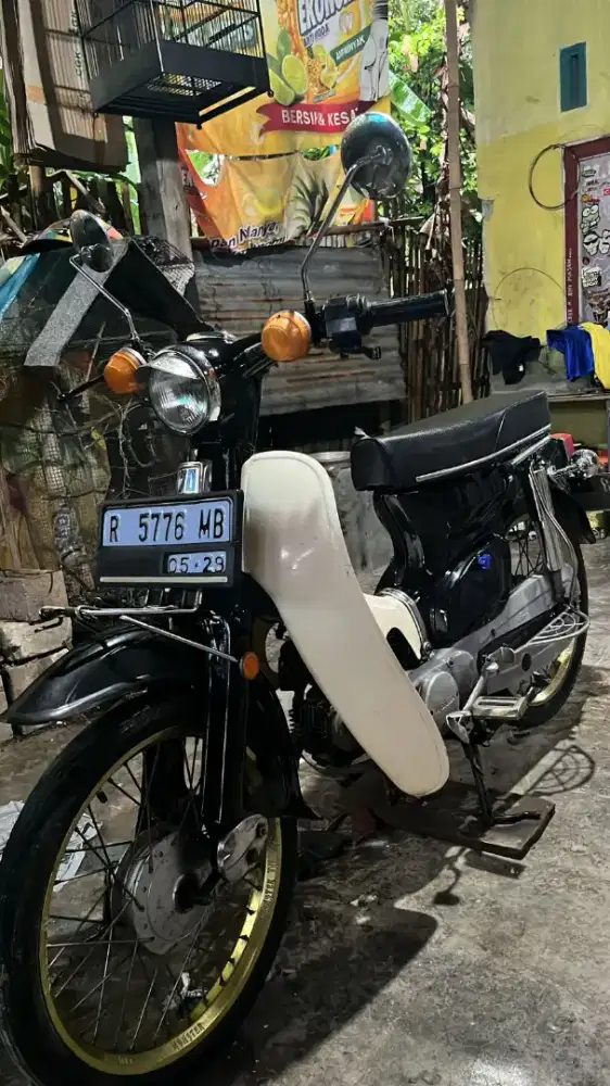 Honda c70 basic astrea star