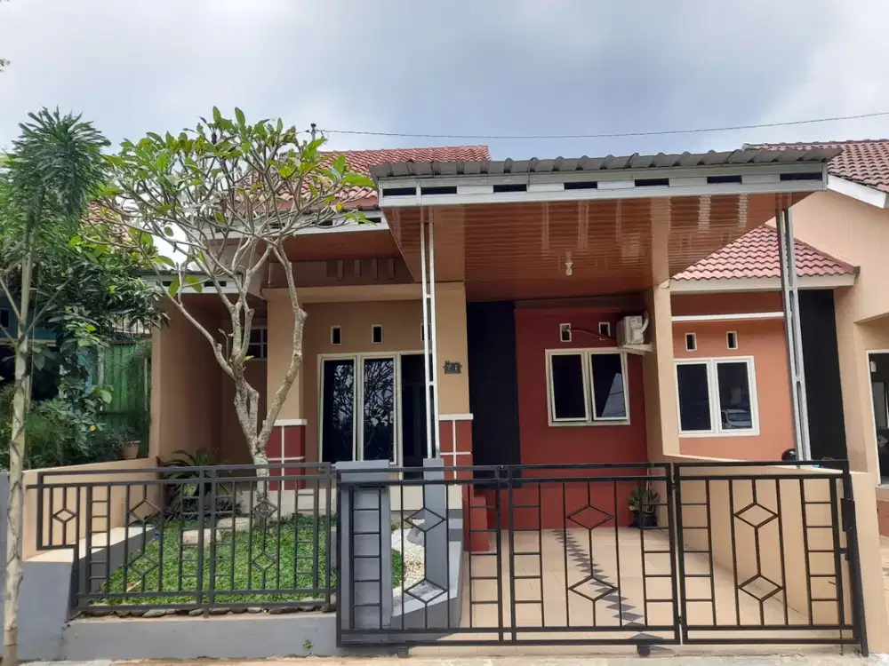 DIJUAL RUMAH SEMARANG DEKAT JALAN RAYA SEMARANG SOLO & EXIT TOL, BEBAS BANJIR, VIEW CANTIK DEKAT JALAN RAYA. BISA UNTUK TEMPAT USAHA ATAU KANTOR