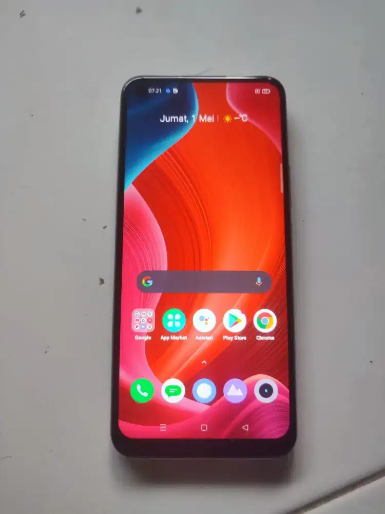 Dijual realme 7i, ram 8/128, hp plus charger