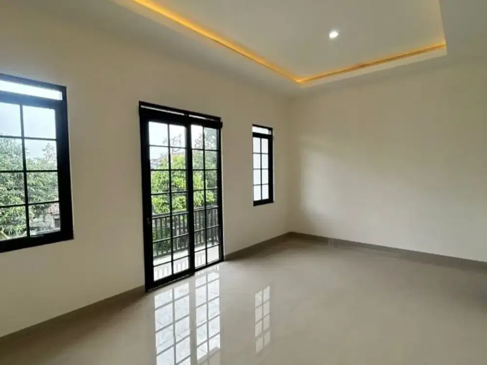 DI JUAL CEPAT Rumah Baru 2 Lantai Turangga Buah Batu Bandung Kota SHM Strategis