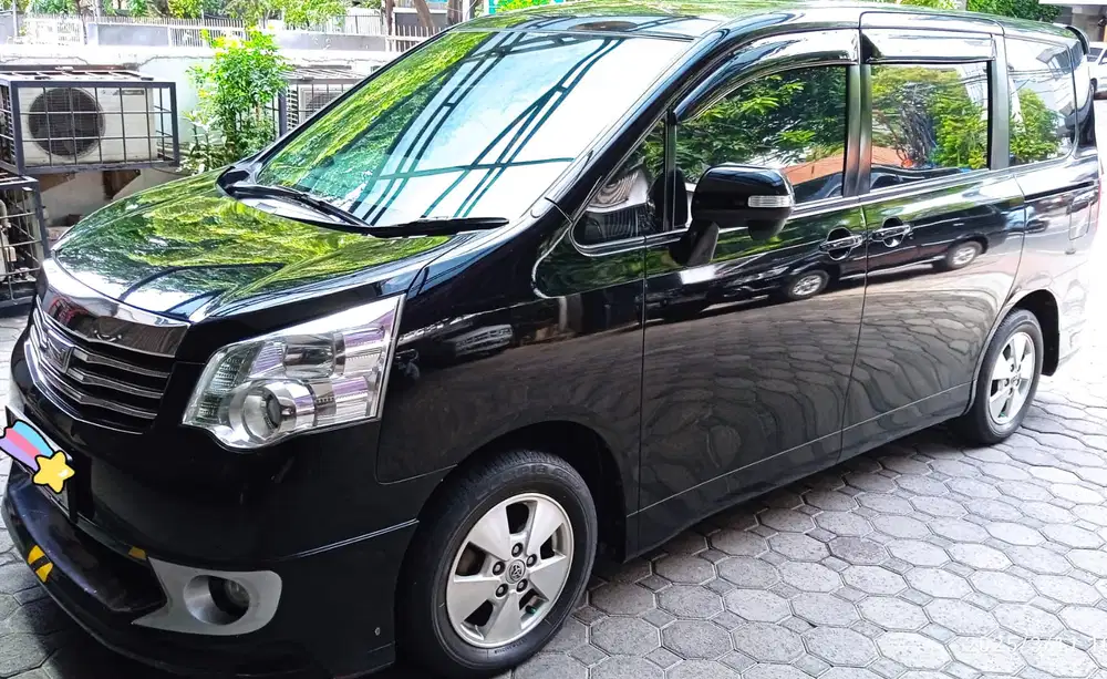 Toyota Nav1 2013 Bensin