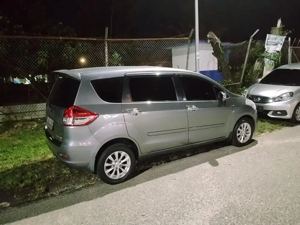 Suzuki Ertiga 2012 Bensin