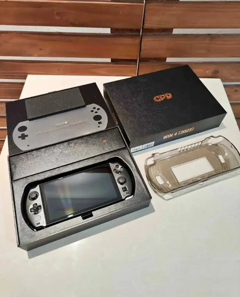 Gpd win 4 (2023) ryzen ram 32gb/ SSD 2tb