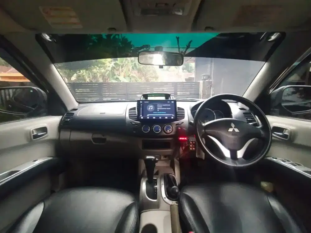 Automatic Diesel 4x4 Exceed Th. 2008 DC Mitsubishi Triton