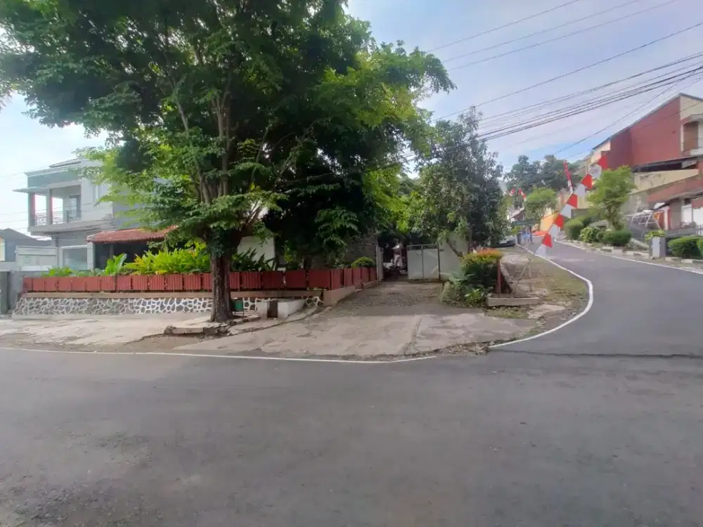 Tanah/Rumah Kelud gajah mungkur 100 meter dari jl raya utama