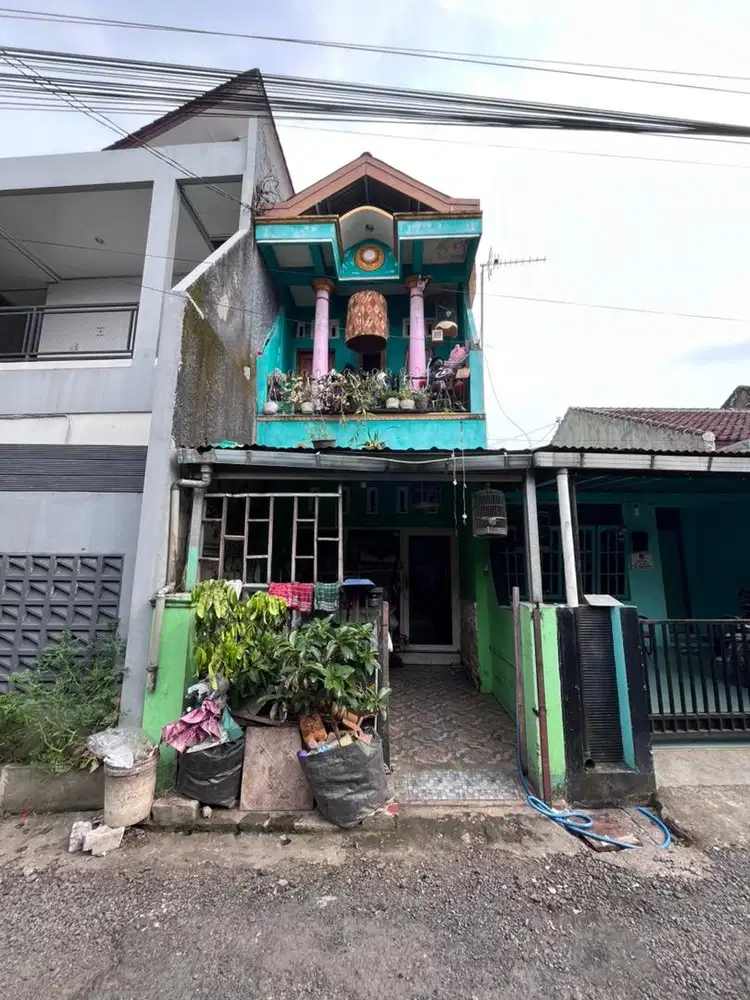 Dijuall/ dikontrakkan rumah 2 lantai