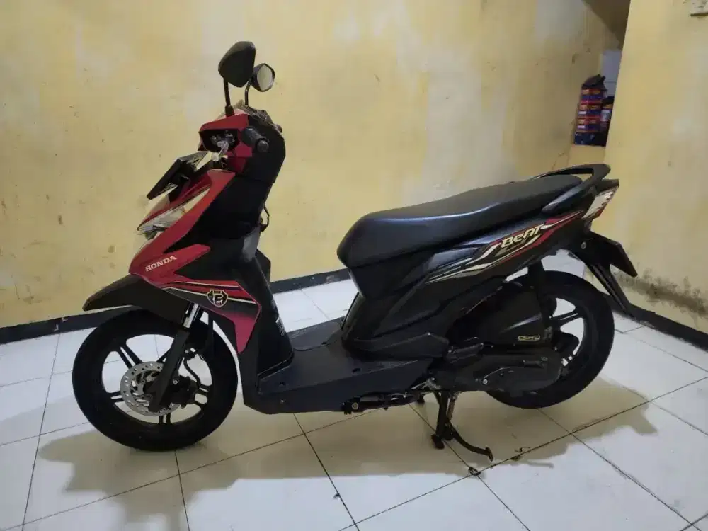 Honda B e a t fi tahun 2019 ss komplit