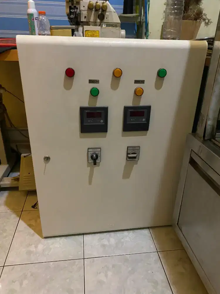 Panel listrik restaurant 3 phase
