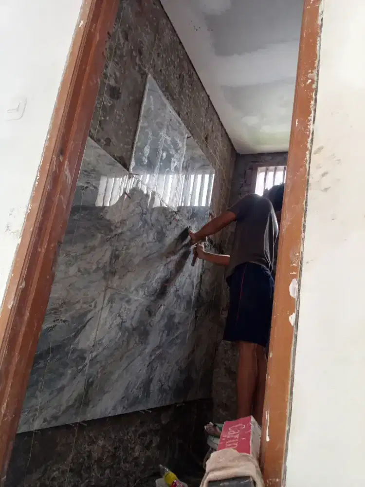 Jasa tukang pasang keramik dan granite