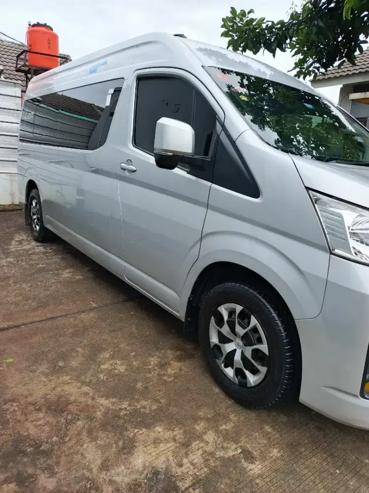 sewa mobil + driver murah dan kumplit