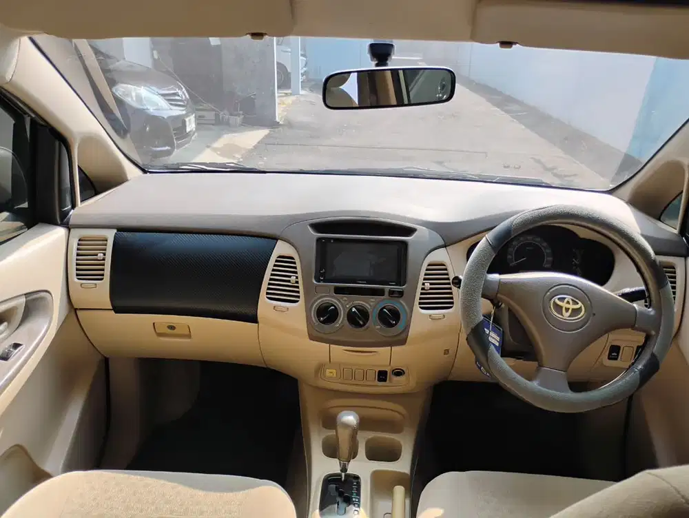 Toyota Kijang Innova 2007 Bensin