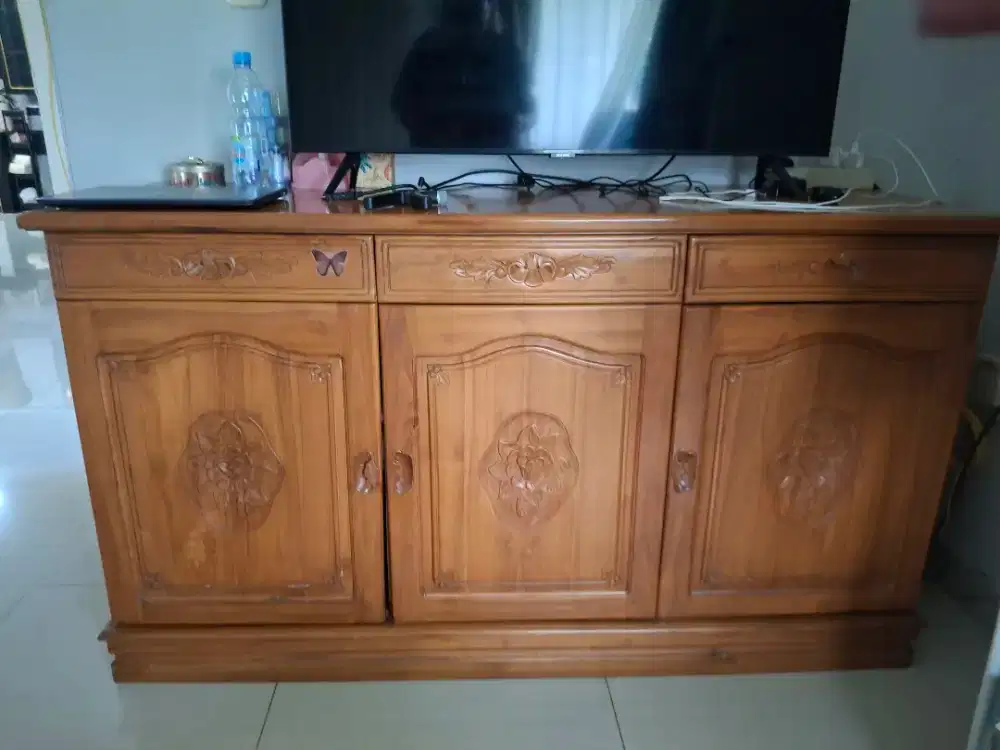 Dijual BUFET Kayu Jati Ukir