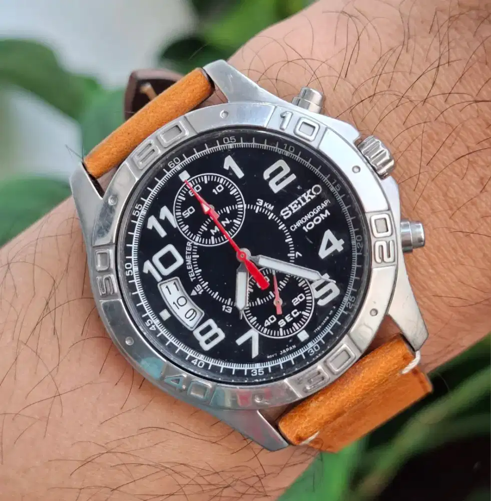 Seiko chronograph military