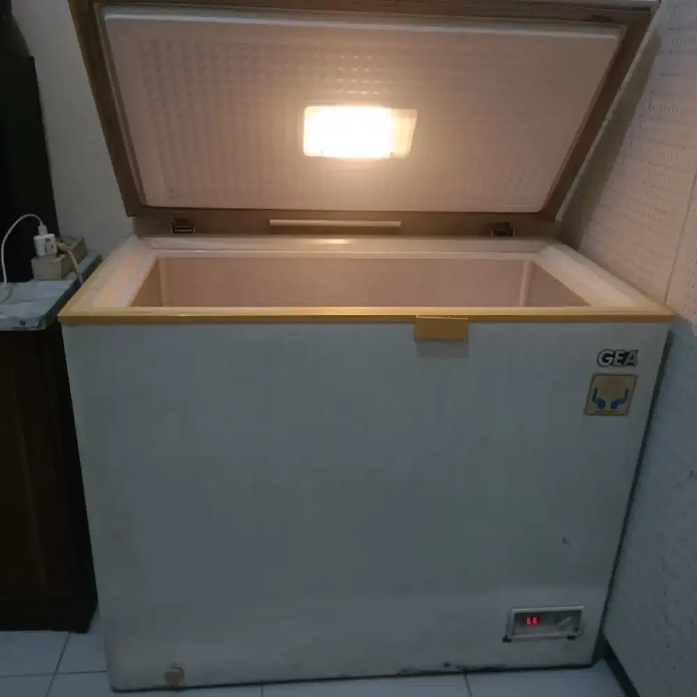 Jual freezer second