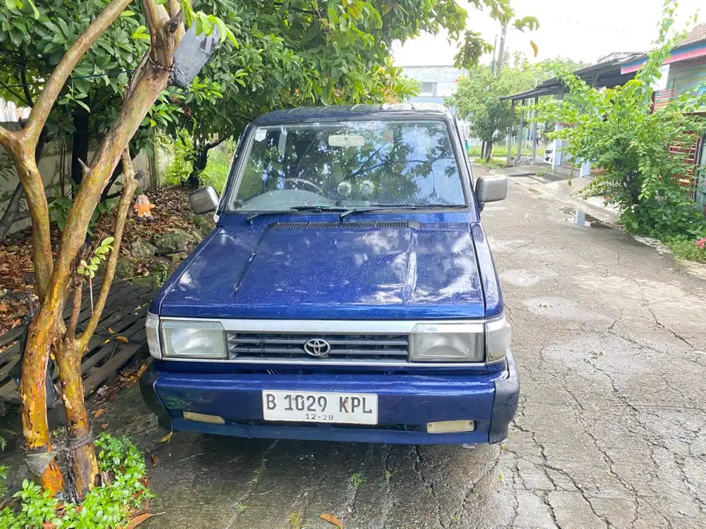 Toyota Kijang 1993 Bensin