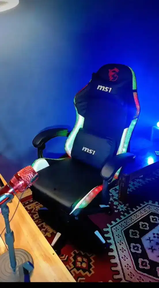 KURSI GAMING LED + BANTAL PIJAT