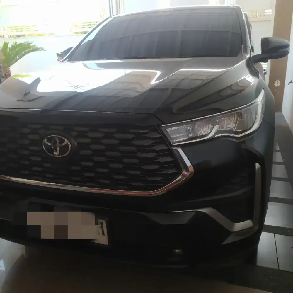 Innova Zenix Q hybrid 2025