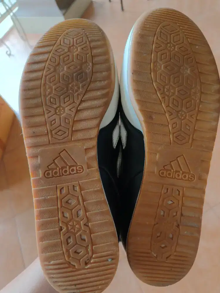 Adidas Copa Super (Lini berbasis seri legendaris Copa Mundial)